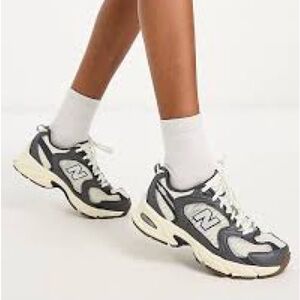 New Balance 530 Sneakers